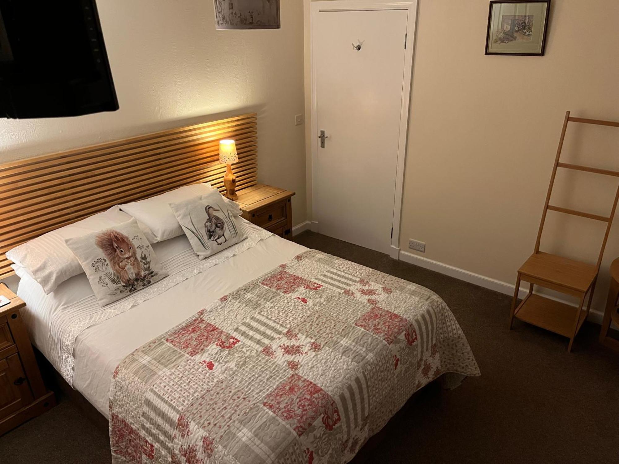 Ford Village Bed & Breakfast Экстерьер фото